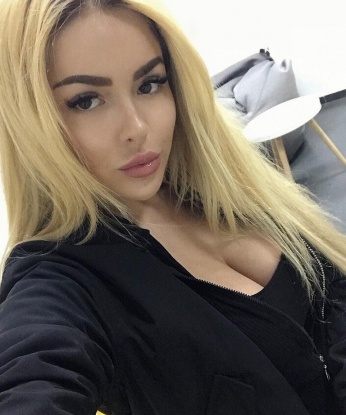 Ларисочка, 2000 лет